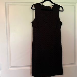 Banana republic dress, zig zag design/material(see photos). Light weight